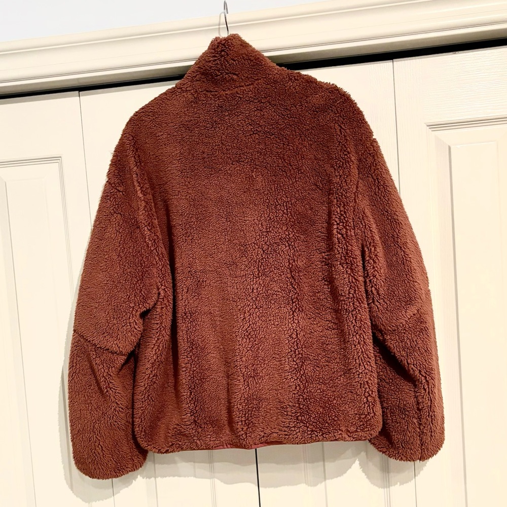 Fuzzy Coat - Picture 5 of 5